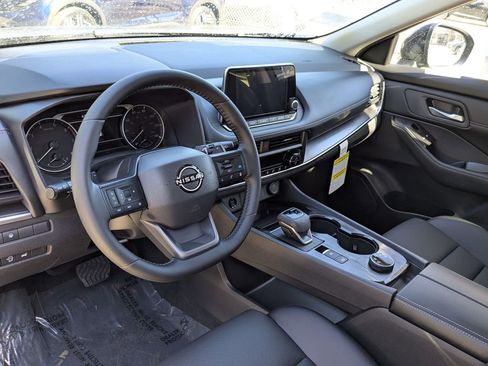 New 2026 Nissan Rogue SV AWD/4WD image 15