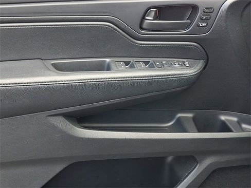Used 2024 Honda Odyssey EX-L image 14