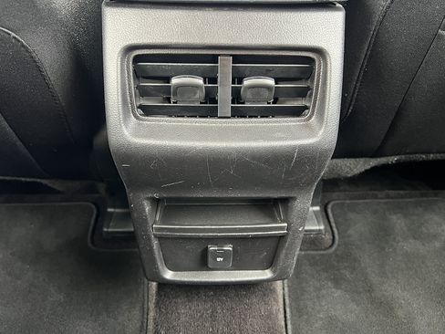 Used 2017 Ford Edge SEL AWD/4WD image 35