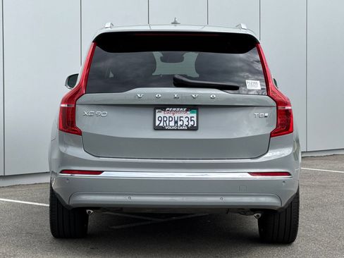 Used 2025 Volvo XC90 T8 Plus w/ Protection Package Premier AWD/4WD image 4