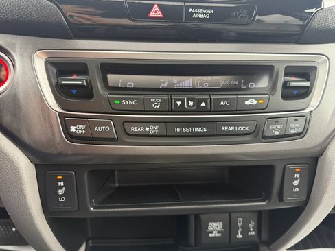 Used 2017 Honda Pilot EX-L image 12