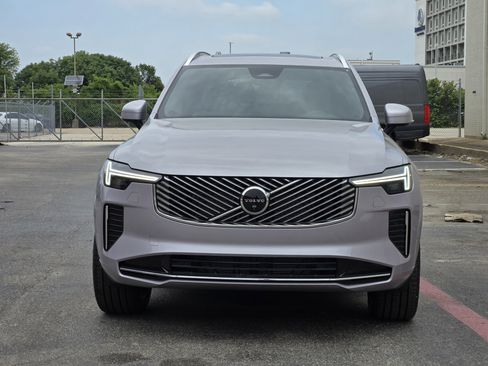 New 2026 Volvo XC90 B6 Plus w/ Protection Package Premier image 6
