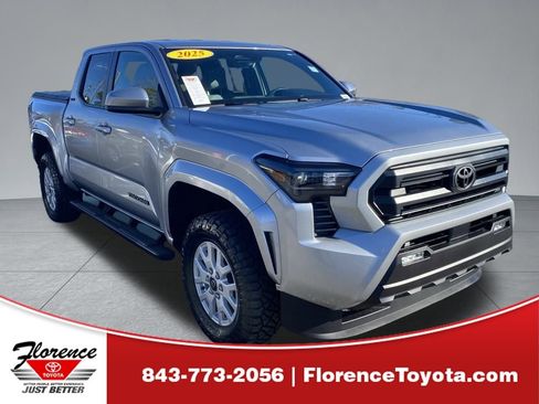 Used 2025 Toyota Tacoma SR5 image 1