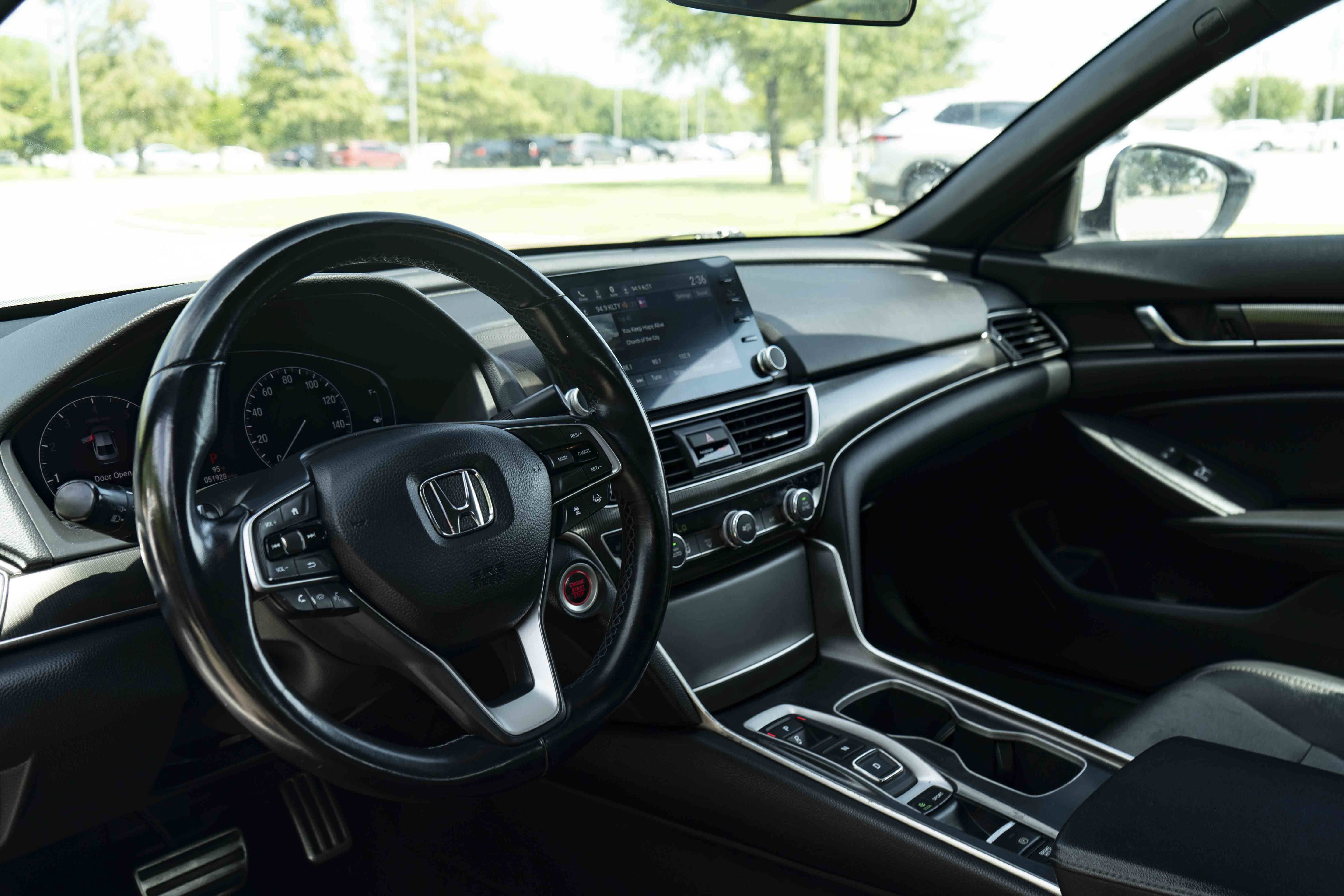 Used 2020 Honda Accord Sport image 16