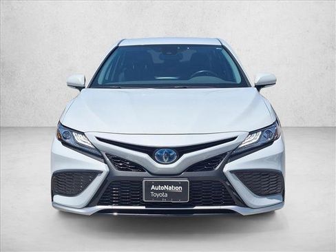 Used 2023 Toyota Camry XSE FWD image 2