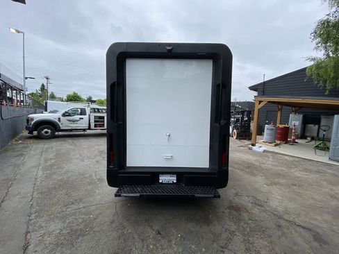 Used 2023 Chevrolet Brightdrop 600 w/ Active Safety Package 2 AWD/4WD image 5