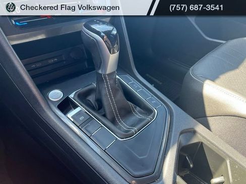 Used 2022 Volkswagen Tiguan SE R-Line FWD image 40