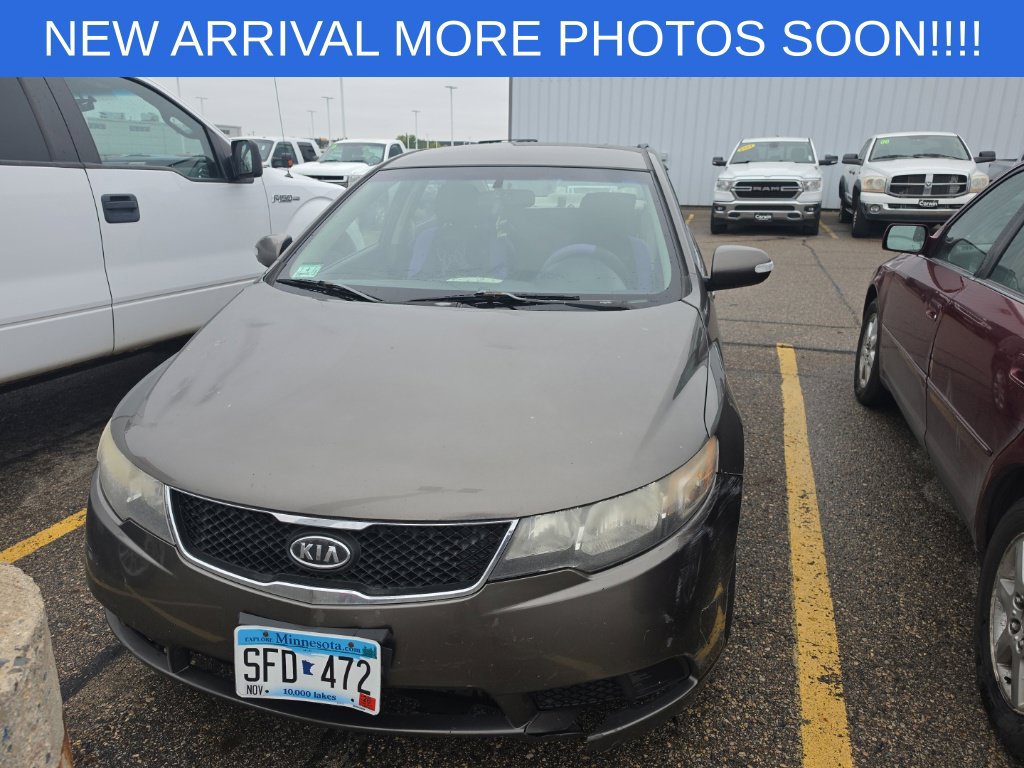 Used 2010 Kia Forte EX FWD image 2