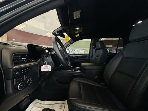 Used 2025 Chevrolet Tahoe Z71 AWD/4WD image 27