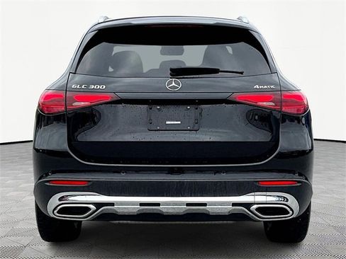 Used 2023 Mercedes-Benz GLC 300 GLC 300 image 5
