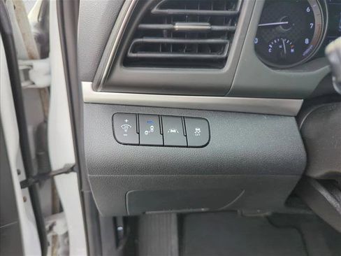 Used 2019 Hyundai Elantra SEL w/ Cargo Package FWD image 13