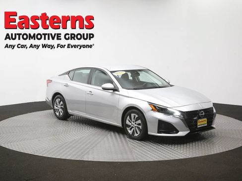 Used 2023 Nissan Altima 2.5 S FWD image 47