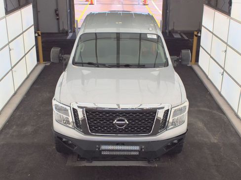 Used 2017 Nissan Titan SV AWD/4WD image 2