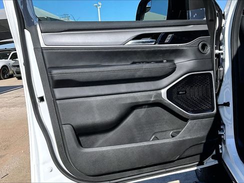 New 2026 Jeep Grand Wagoneer Limited AWD/4WD image 11