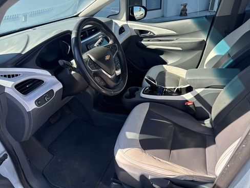Used 2017 Chevrolet Bolt Premier w/ Driver Confidence II Package image 4