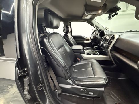 Used 2018 Ford F150 Lariat w/ Equipment Group 502A Luxury image 18