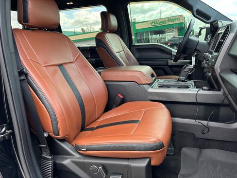 Used 2017 Ford F150 XLT w/ Equipment Group 302A Luxury image 22