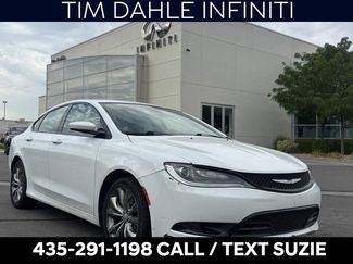 Used 2015 Chrysler 200 S w/ Comfort Group image 1
