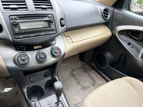 Used 2012 Toyota RAV4 4WD w/ Upgrade Value Pkg image 17