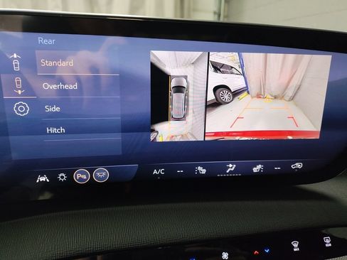 New 2026 Buick Enclave Preferred w/ Power Package FWD image 29