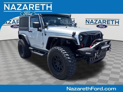 Used 2009 Jeep Wrangler Sahara w/ Dual Top Group AWD/4WD image 1