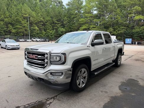 Used 2018 GMC Sierra 1500 SLT AWD/4WD image 3