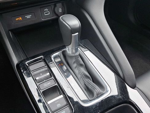 Certified 2024 Acura Integra FWD image 15