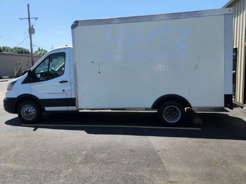 Used 2022 Ford Transit 350 DRW RWD image 5