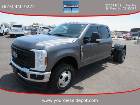 Used 2024 Ford F350 XL w/ XL Driver Assist Package AWD/4WD image 1