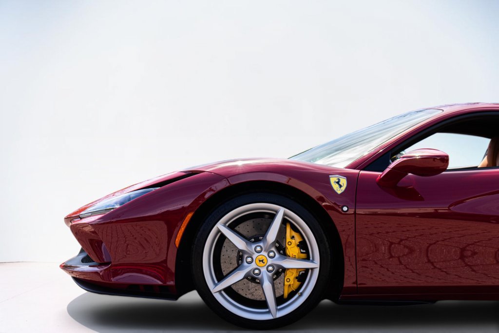 Certified 2022 Ferrari F8 Tributo RWD image 28