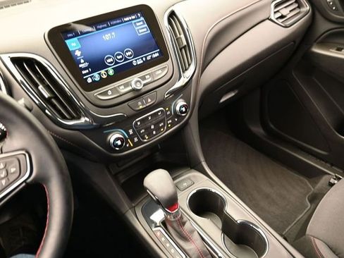 Used 2024 Chevrolet Equinox RS image 22
