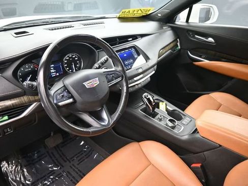 Used 2020 Cadillac XT4 Premium Luxury AWD/4WD image 18