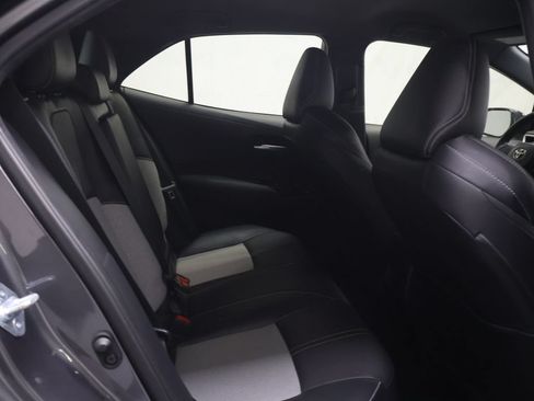 Used 2022 Toyota Corolla XSE FWD image 12