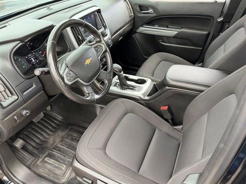 Used 2022 Chevrolet Colorado LT w/ Fleet Safety Package image 6