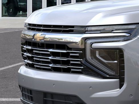 New 2026 Chevrolet Suburban Premier image 15