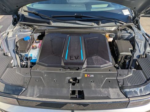 Used 2023 Hyundai Ioniq 5 Limited image 37