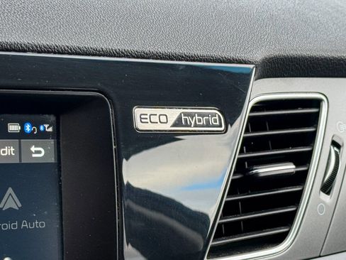 Used 2019 Kia Niro LX image 21