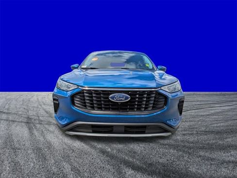 Certified 2023 Ford Escape Active w/ Tech Pack #2 FWD image 9