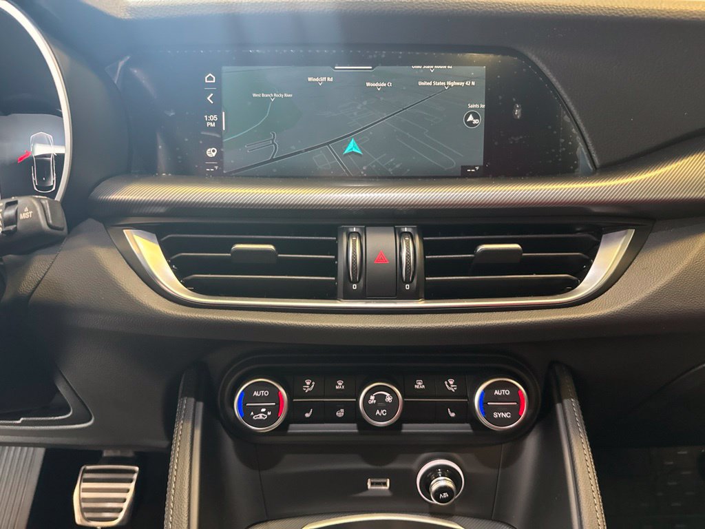 New 2026 Alfa Romeo Stelvio Sprint AWD/4WD image 19