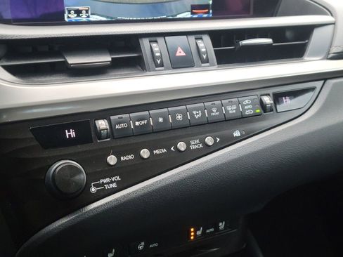 Used 2019 Lexus ES 350 Luxury image 22