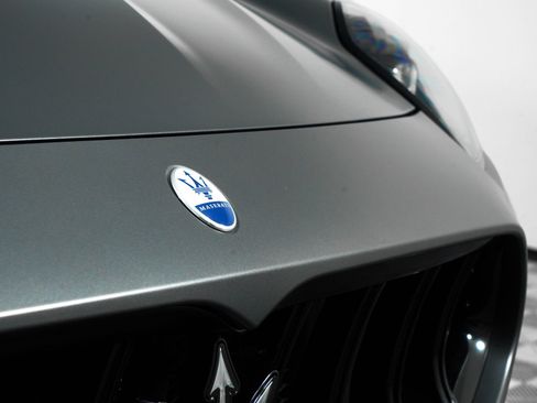 New 2025 Maserati Grecale Trofeo image 27