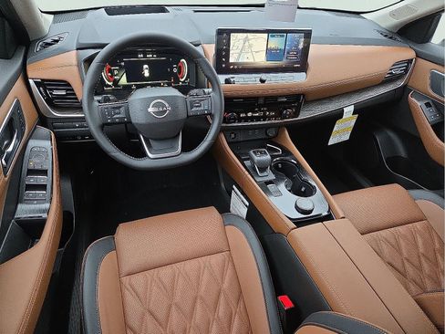 New 2026 Nissan Rogue Platinum w/ Platinum Premium Package AWD/4WD image 11