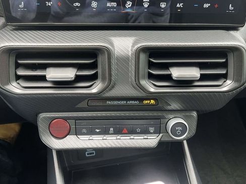 Used 2025 Ford Mustang Coupe RWD image 14