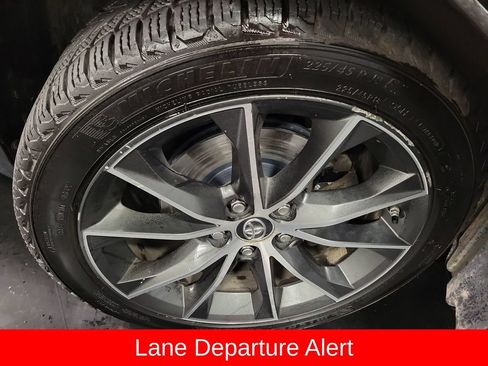 Used 2015 Toyota Camry XSE w/ Advanced Technology Package FWD image 10