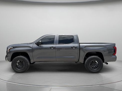 Used 2025 Toyota Tundra SR w/ SR Tow Package AWD/4WD image 5