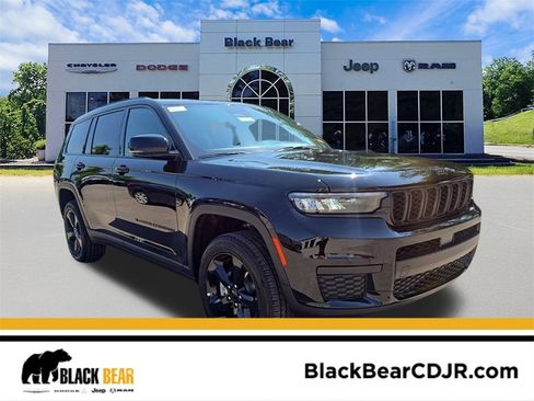 New 2025 Jeep Grand Cherokee L Altitude image 1