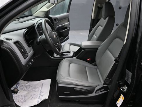 Used 2022 Chevrolet Colorado W/T w/ Custom Special Edition image 11