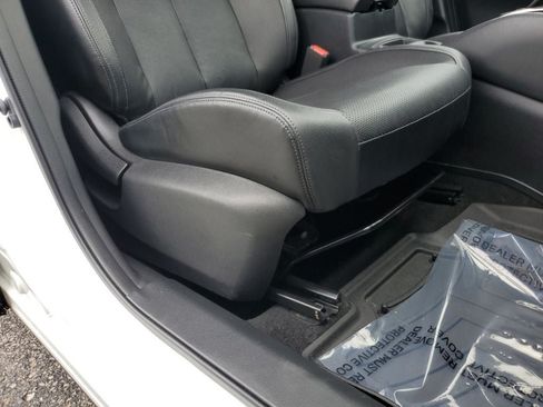 Used 2020 Nissan Rogue Sport SL AWD/4WD image 50
