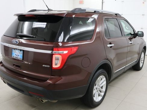 Used 2012 Ford Explorer XLT image 7
