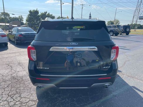 Used 2021 Ford Explorer Limited w/ Equipment Group 301A AWD/4WD image 6